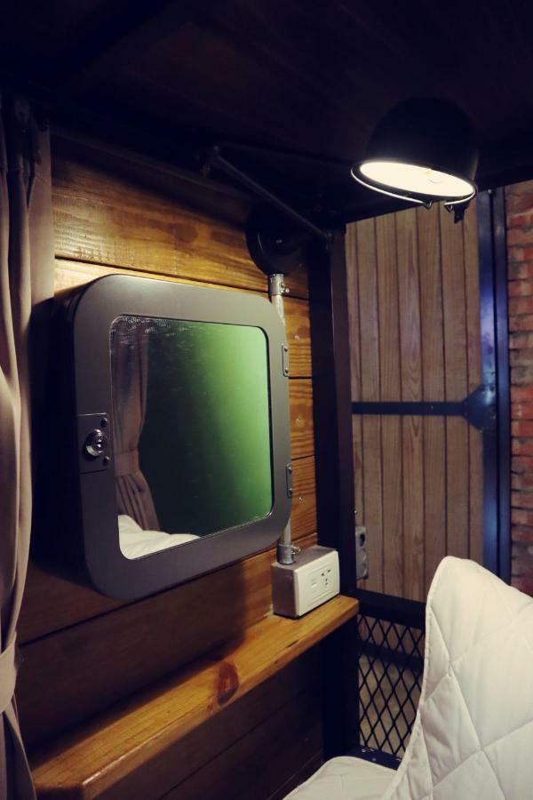 Travel Charger Hostel Хуалиен Сити Екстериор снимка